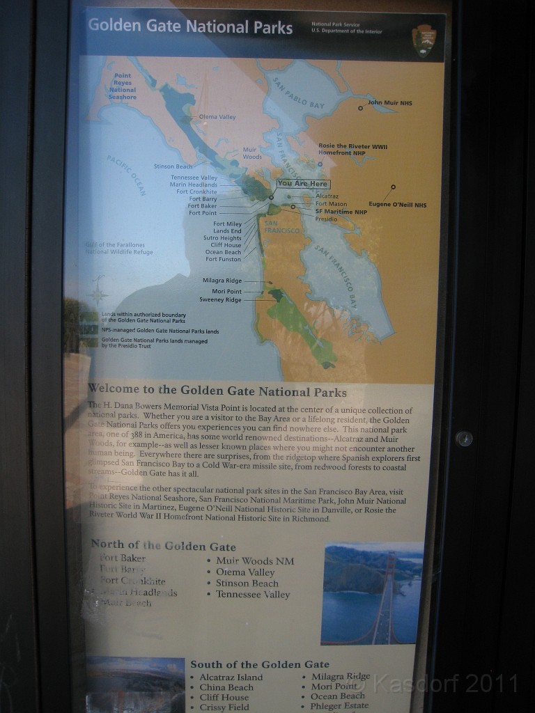 2011 Bay 2 Breakers Friday 0410.JPG - I was able to participate in the 100th annual running of the Bay to Breakers 12K race in San Francisco California. A weekend for sightseeing and racing.